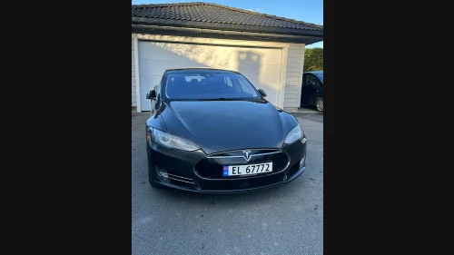 TESLA MOTORS Model S 85D