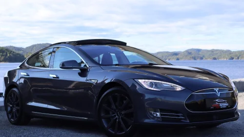 TESLA MOTORS Model S 85D 394HK/PANO/SKINN/AUTOPILOT/ACC/4X4/GRATIS LADING+++