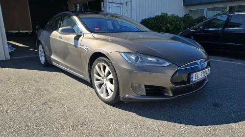 TESLA MOTORS Model S 85D/SKINN/PANORAMA/CCS/4G/7 SETER++
