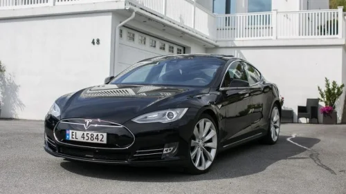 TESLA MOTORS Model S 85D
