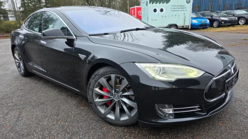 TESLA MOTORS Model S P85D Free supercharging, ccs