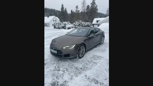 TESLA MOTORS Model S 70D