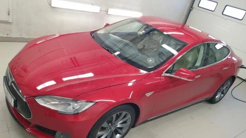 TESLA MOTORS Model S 70D