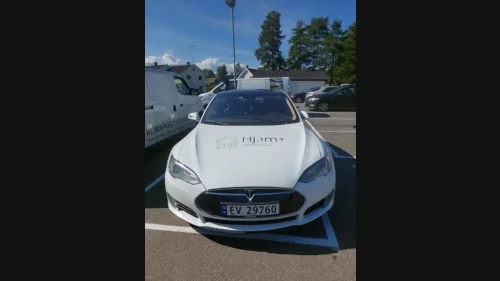 TESLA MOTORS Model S 70D