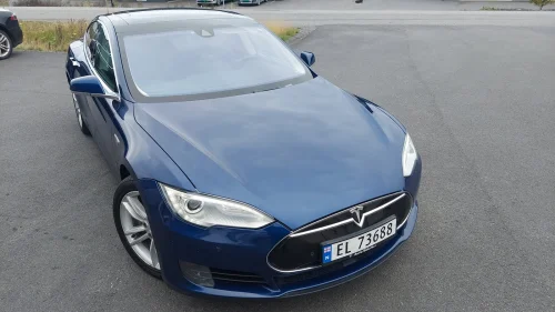TESLA MOTORS Model S 70D