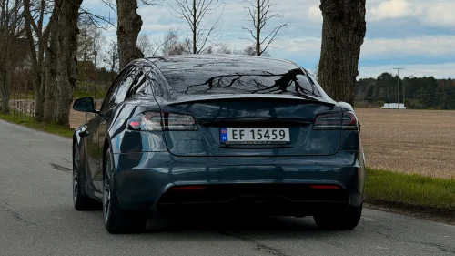 TESLA Model S PLAID-YOKE-H.FESTE-COATED-LED BAR-BILLIGST PÅ FINN