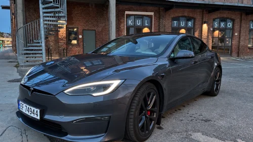 TESLA Model S Plaid – EAP HW4– Ekstra Garanti – Nye Sommer/Vinterdekk