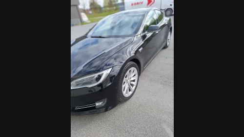 TESLA Model S 75D 4WD