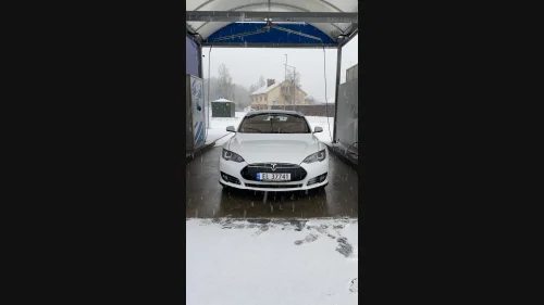 TESLA MOTORS MODEL S 85