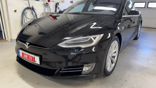 TESLA MOTORS Model S 75D