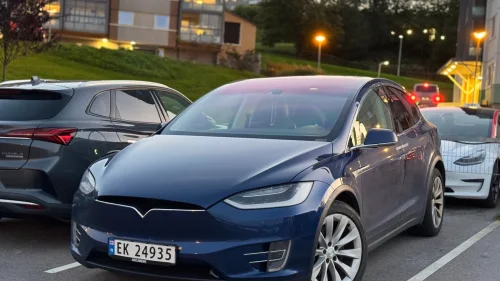 TESLA MOTORS Model X 90D