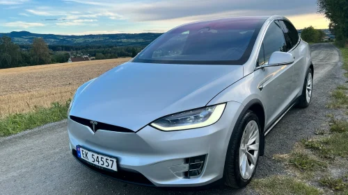 TESLA Model X 75D 4WD 7-s