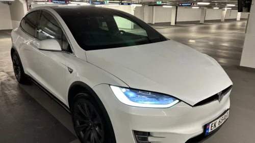 TESLA Model X 75D 4WD 6-s