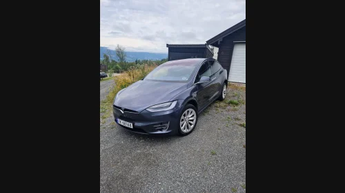TESLA Model X 75D 4WD 7-s