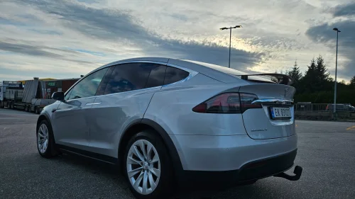 TESLA Model X kun 1 eieren / 75D 4WD 5-s