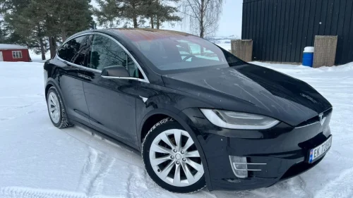 TESLA Model X 75D 4WD 7-s