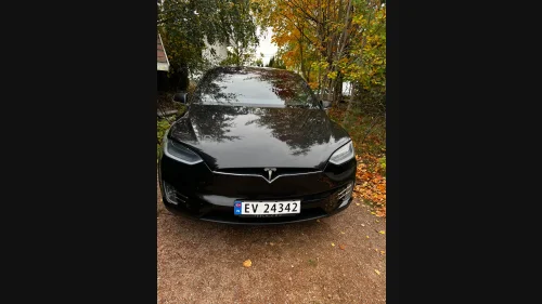 TESLA Model X 75D 4WD 7-s