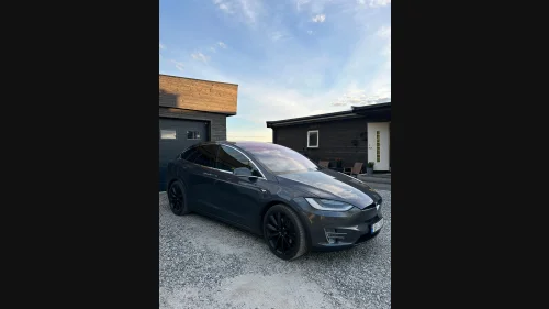 TESLA Model X 75D 4WD 7-s
