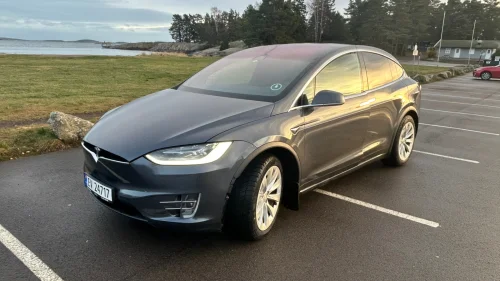 TESLA Model X 75D 4WD 7-s