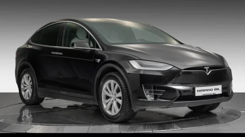 TESLA Model X Tesla Model X Standard Range
