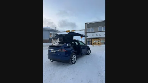 TESLA MOTORS Model X 75D 4WD 6-s
