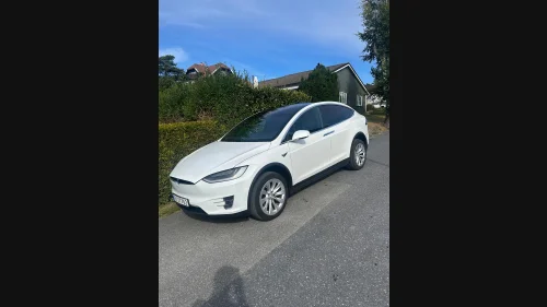 TESLA Model X 75D 4WD 6-s