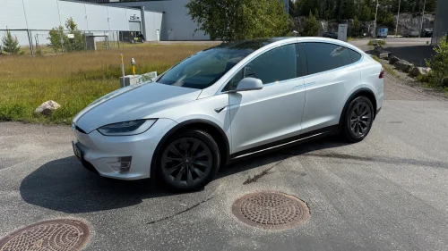 TESLA Model X 75D,EU-OK 1-2026,CCS,MCU2,HENGERFESTE