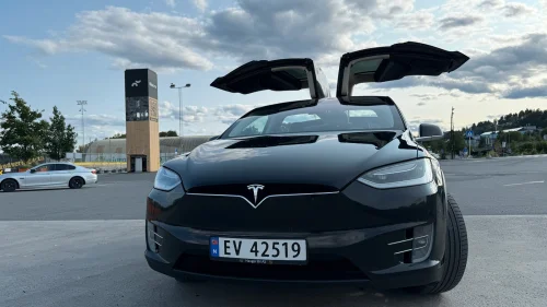 TESLA Model X 100D 4WD 6-s ,MCU 2, CCS