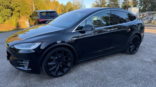 TESLA MOTORS Model X 90D / GRATIS LADING/ 6 SETER/ VINTER PAKKE/22``