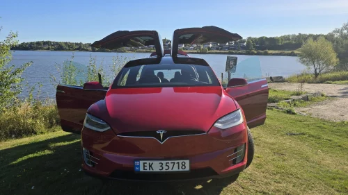 TESLA MOTORS Model X 75D 4WD 6-s