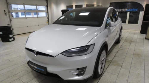 TESLA MOTORS Model X 75D 4WD 6-s, lav km, velholdt