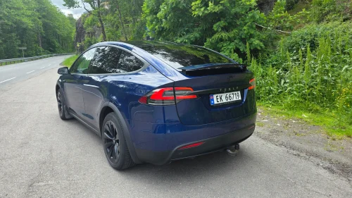 TESLA Model X 75D 4WD 5-s