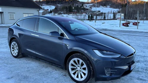 TESLA Model X Long Range 5-s