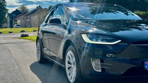 TESLA MOTORS Model X 75D 4WD 5-s