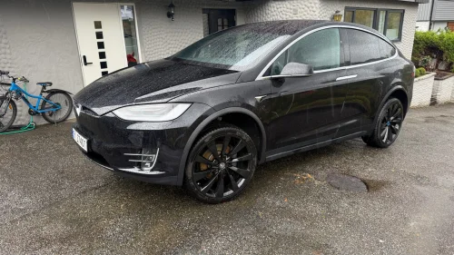 TESLA Model X 75D 4WD 6-s