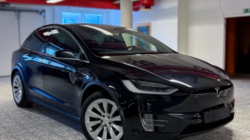 TESLA Model X 75D 4WD 7-s- 1 EIER