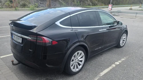 TESLA Model X 75D 4WD 5-s