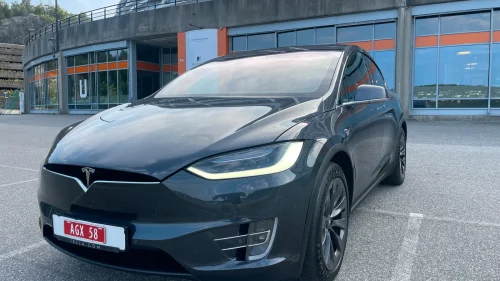 TESLA Model X 75D AWD/7seter/CCS/Premium/Karbon/AP2.5/+++