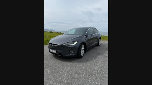 TESLA Model X 75D 4WD 7-s