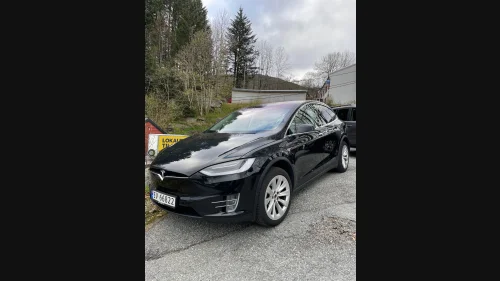 TESLA Model X 100D/Long Range/Premium/6-s/Luftfjæring/Skinn/NAF-test