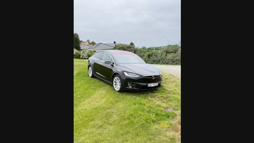TESLA MOTORS Model X 90D