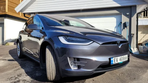 TESLA Model X 75D 4WD 7-s
