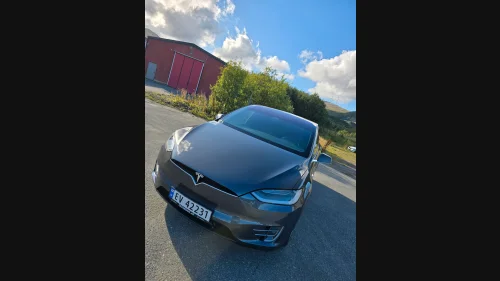 TESLA Model X 75D 4WD 5-s