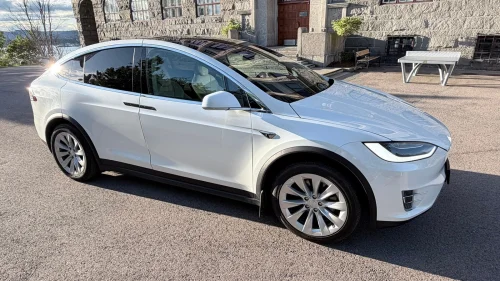 TESLA Model X 75D 4WD 7-s