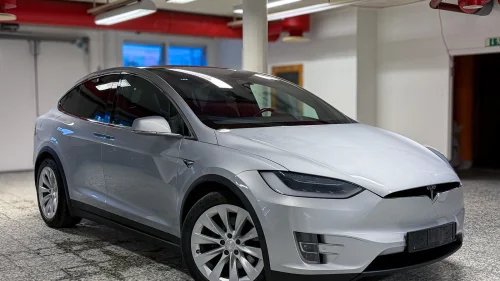 TESLA Model X 75D 4WD 5-s. 1 EIER