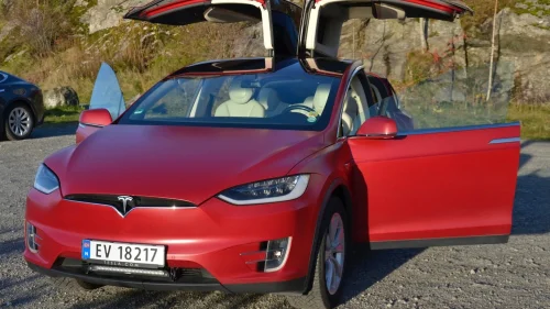 TESLA Model X 75D 4WD 5-s