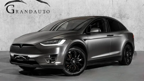 TESLA Model X 75D 6-SETER SKINN HENGERFESTE 1-EIERS BIL PÅKOSTET!