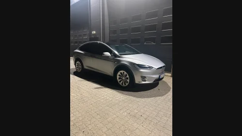 TESLA Model X 75D 4WD 5-s