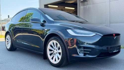 TESLA Model X 75D 7-seter | Fullskinn | Carbon | Chrome delete