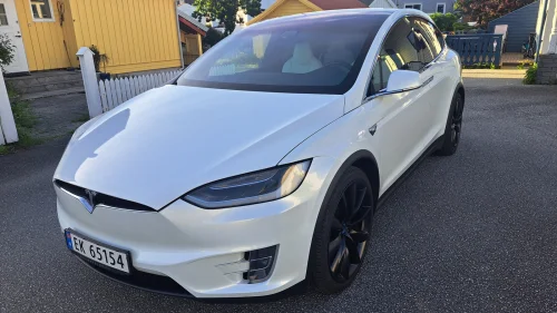 TESLA Model X 75D 4WD 6-s